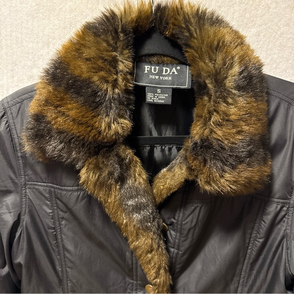 FUDA New York  Women’s Fur Trim Jacket Size S Black Button Pockets EUC - Picture 2 of 11